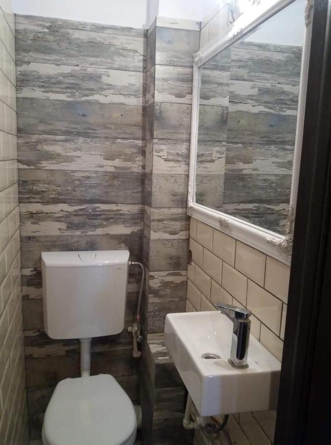 מנגליה Apartament Nich מראה חיצוני תמונה