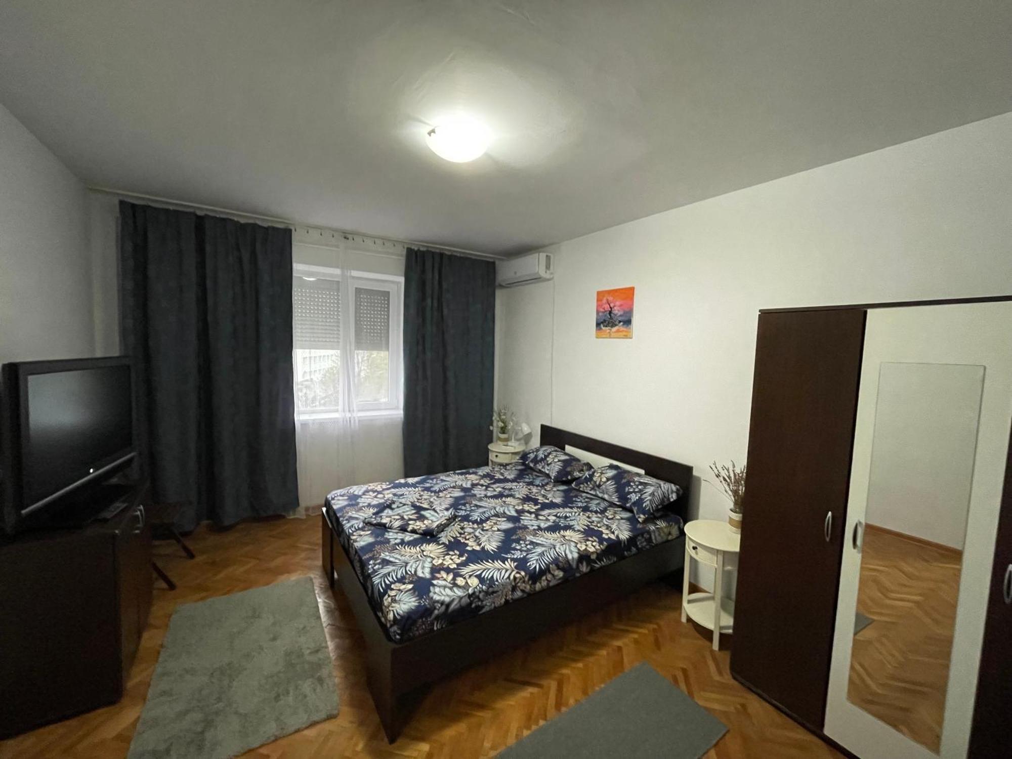 מנגליה Apartament Nich מראה חיצוני תמונה