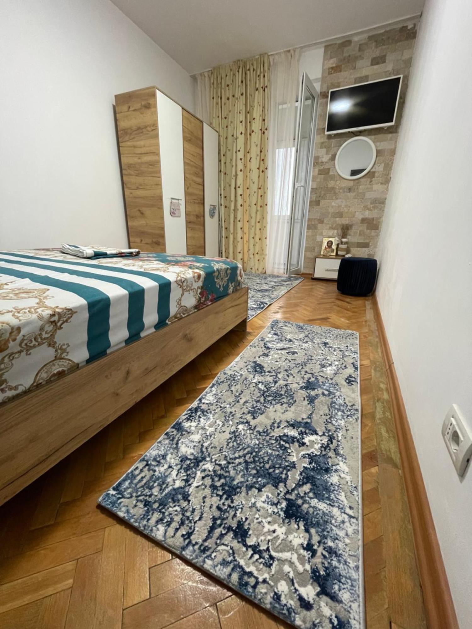 מנגליה Apartament Nich מראה חיצוני תמונה
